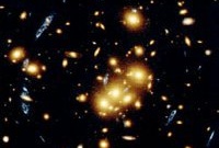 Загадочную темную материю можно обнаружить по наличию позитронов